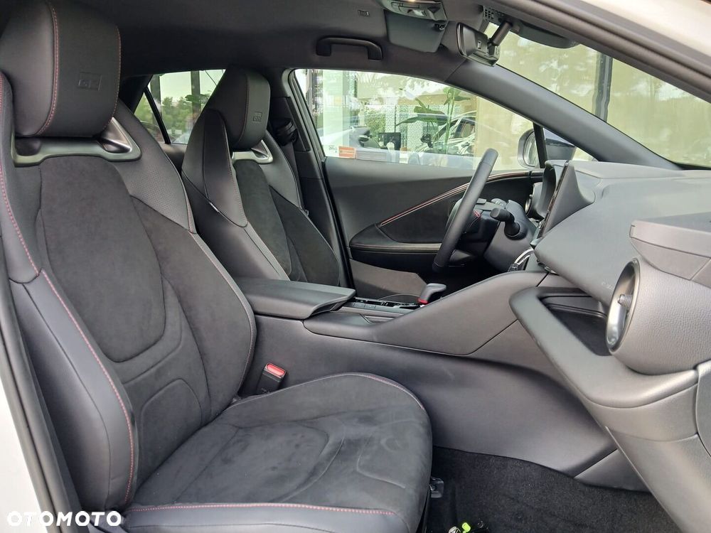 Toyota C-HR - 24