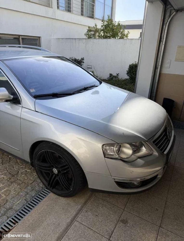 VW Passat 2.0 FSI 4Motion R-Line Edition - 3