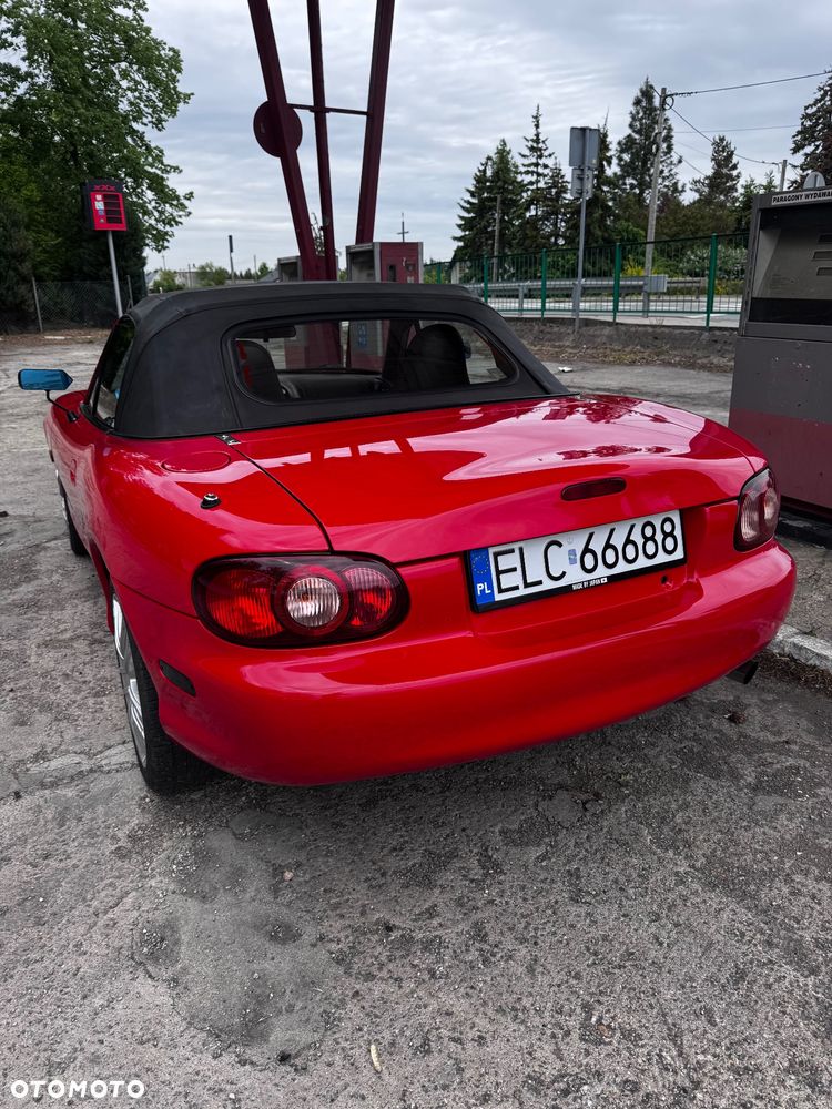 Mazda MX-5 1.6i 16V - 8