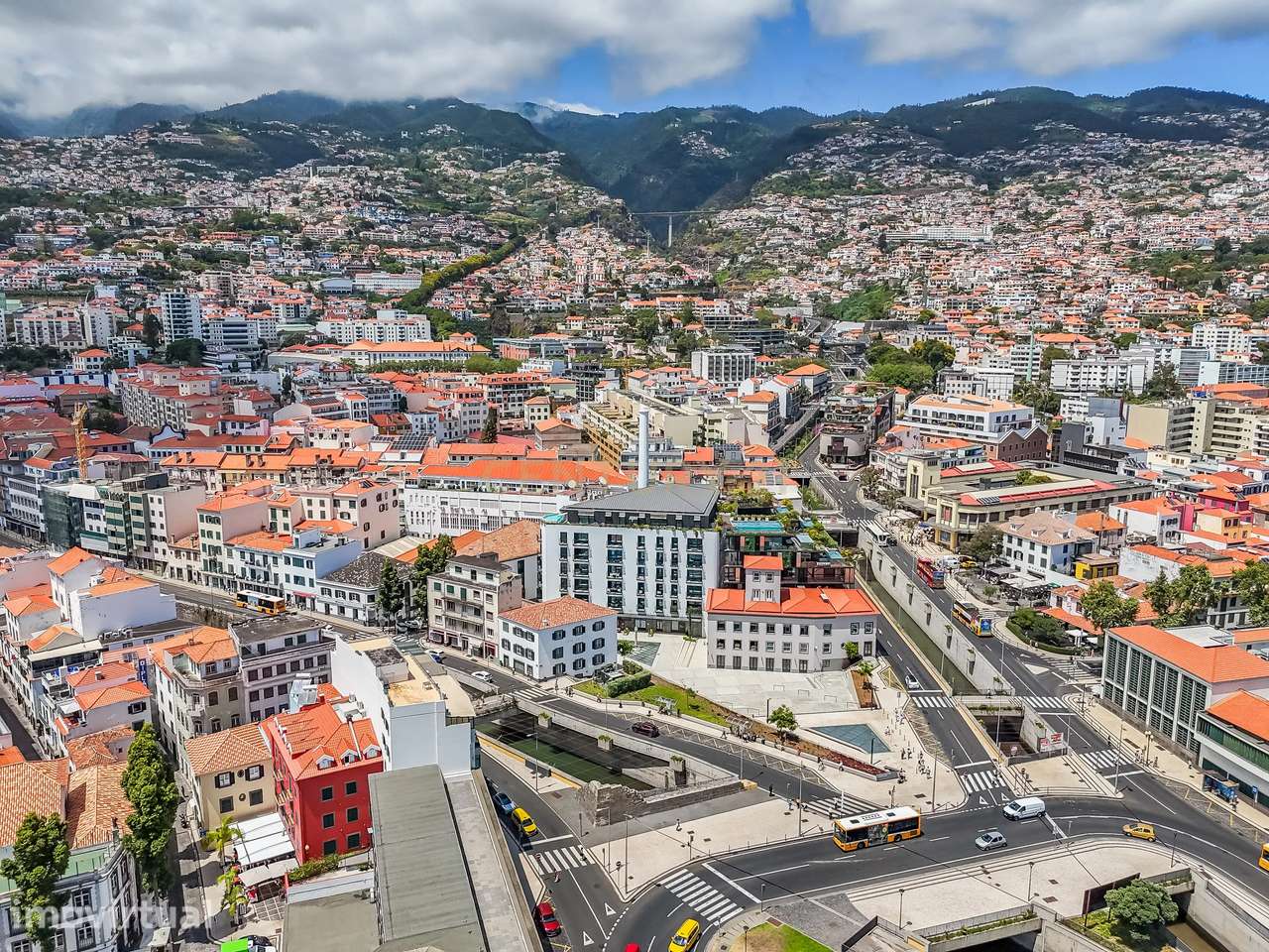 Casa do Passo — Edifício Comercial Histórico Reabilitado no Coração do - Grande imagem: 4/40