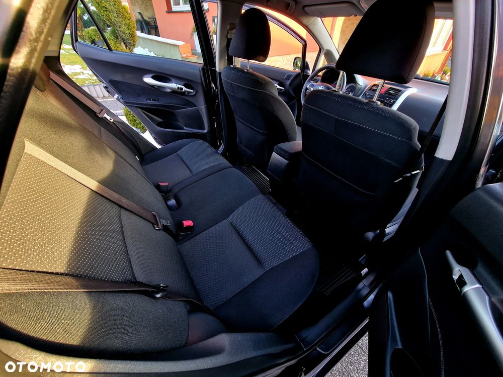 Toyota Auris 1.6 Premium - 22