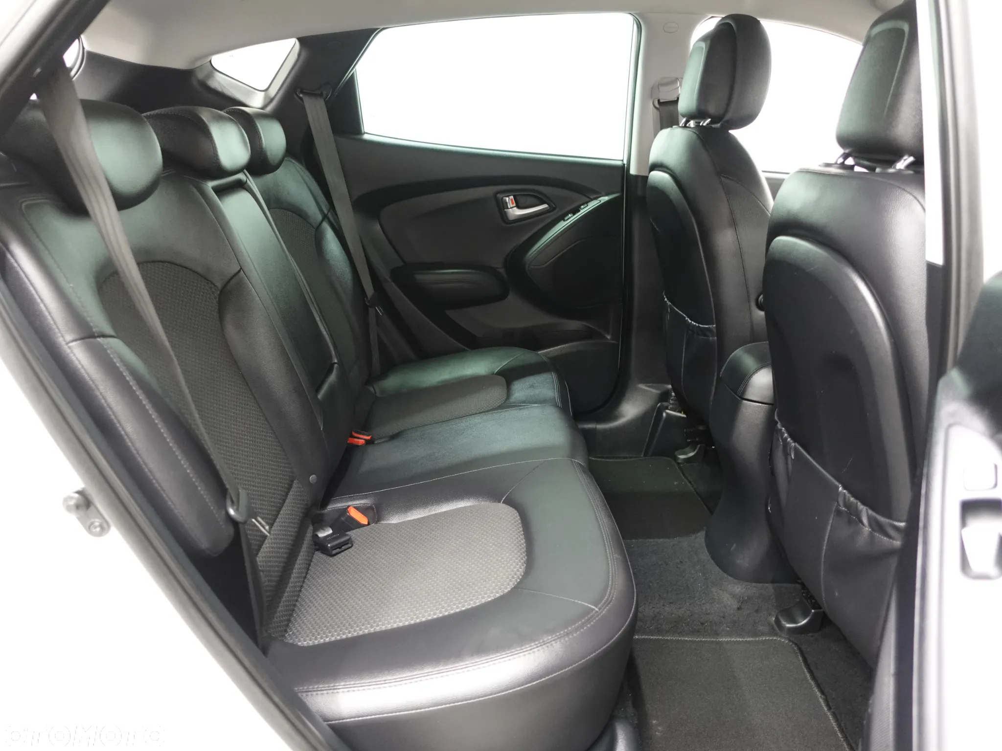 Hyundai ix35 2.0 CRDi 4WD Premium - 24