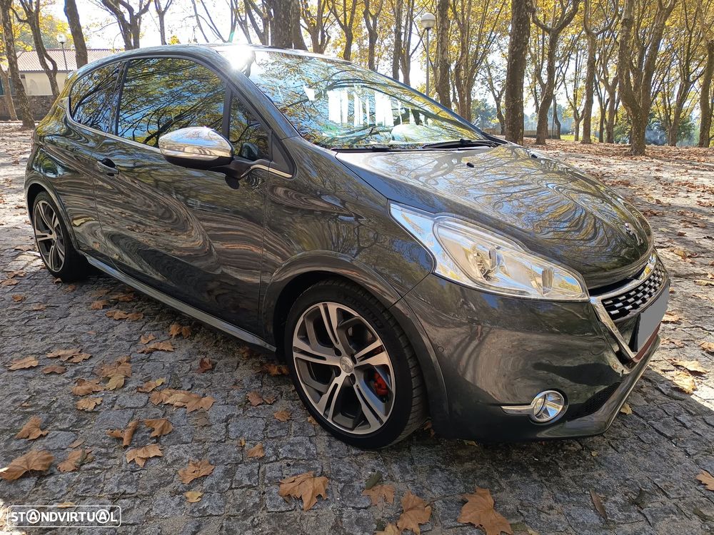 Peugeot 208 GTI 200 THP - 3