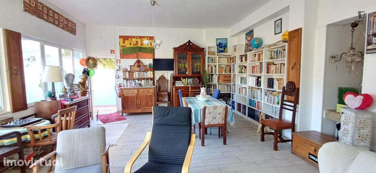 Quarto - localizado em Arroios Lisbon - Grande imagem: 2/28