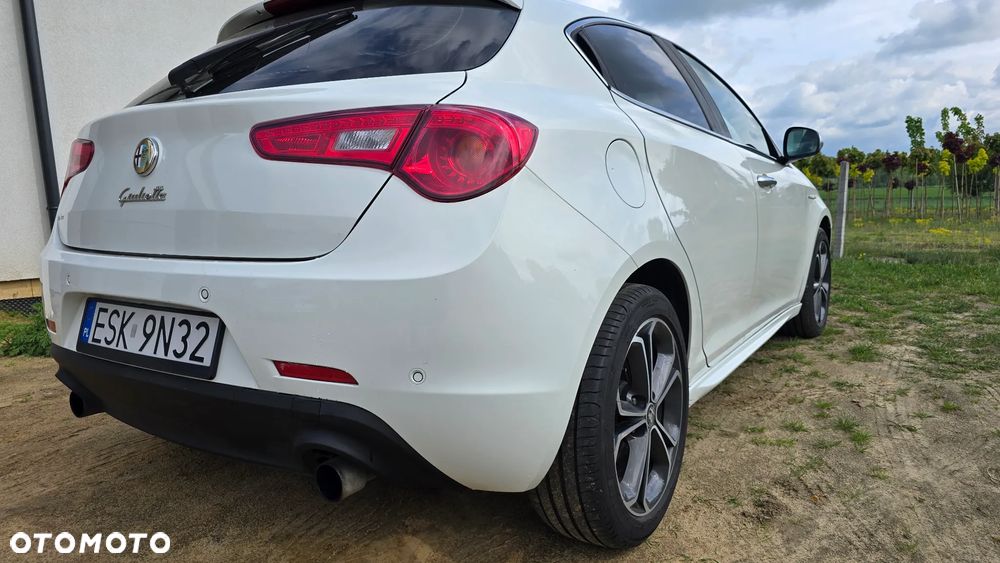Alfa Romeo Giulietta - 10