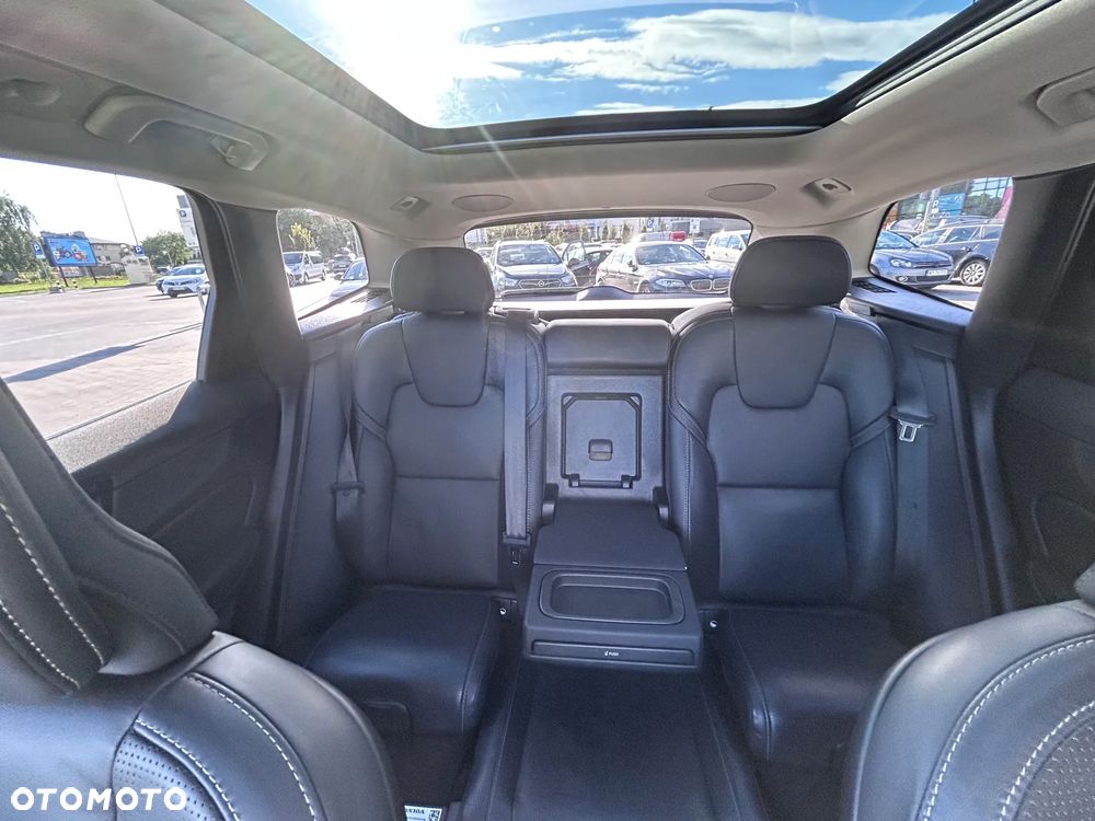 Volvo XC 60 - 21