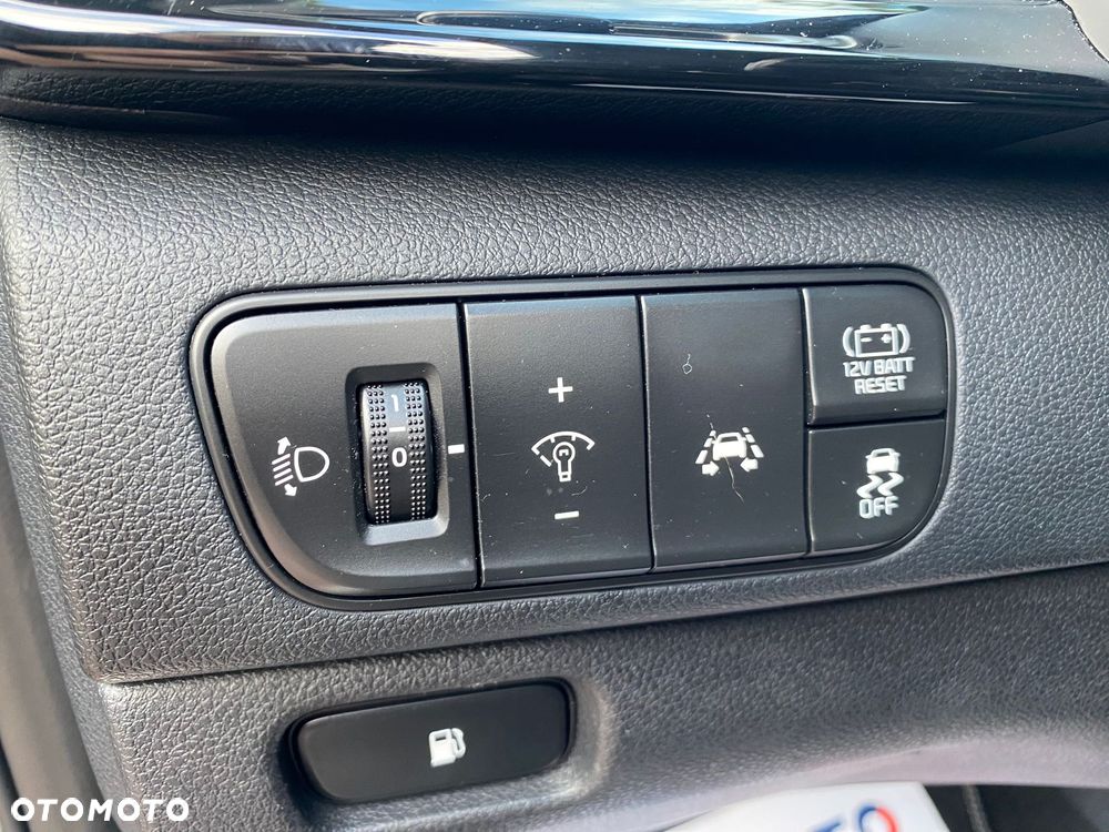 Kia Niro 1.6 GDI 2WD Edition 7 - 17