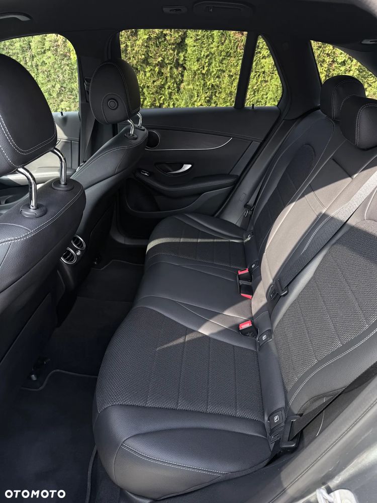 Mercedes-Benz GLC 200 4Matic 9G-TRONIC - 6
