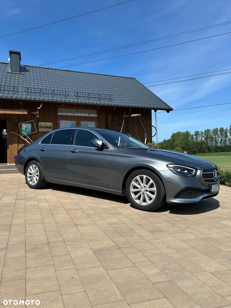 Mercedes-Benz Klasa E 220 d 4-Matic - 1