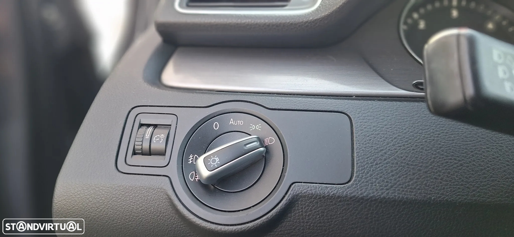 VW Passat Variant 2.0 TDi Edition Con.DSG - 29