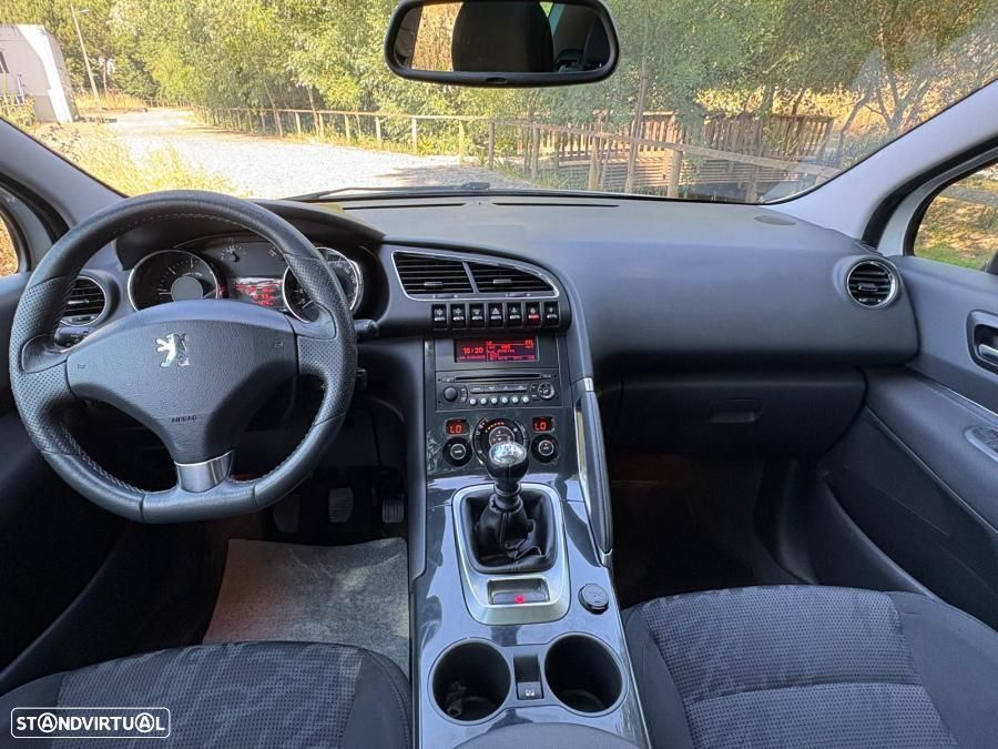 Peugeot 3008 1.6 HDi Executive - 30