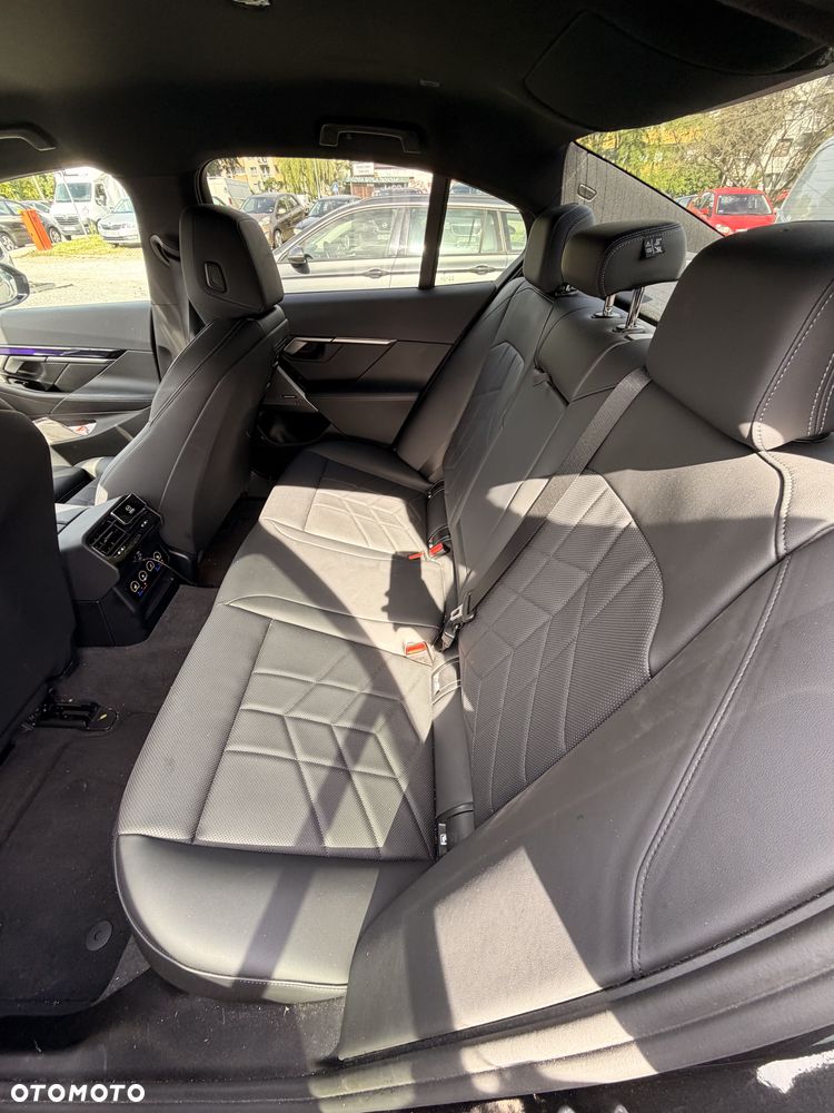 BMW Seria 5 520d mHEV M Sport Edition - 7