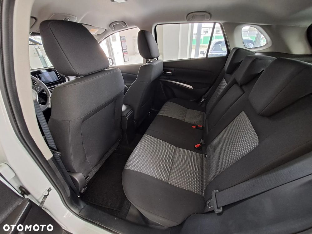 Suzuki SX4 S-Cross 1.5 DualJet Hybrid Premium AGS - 9