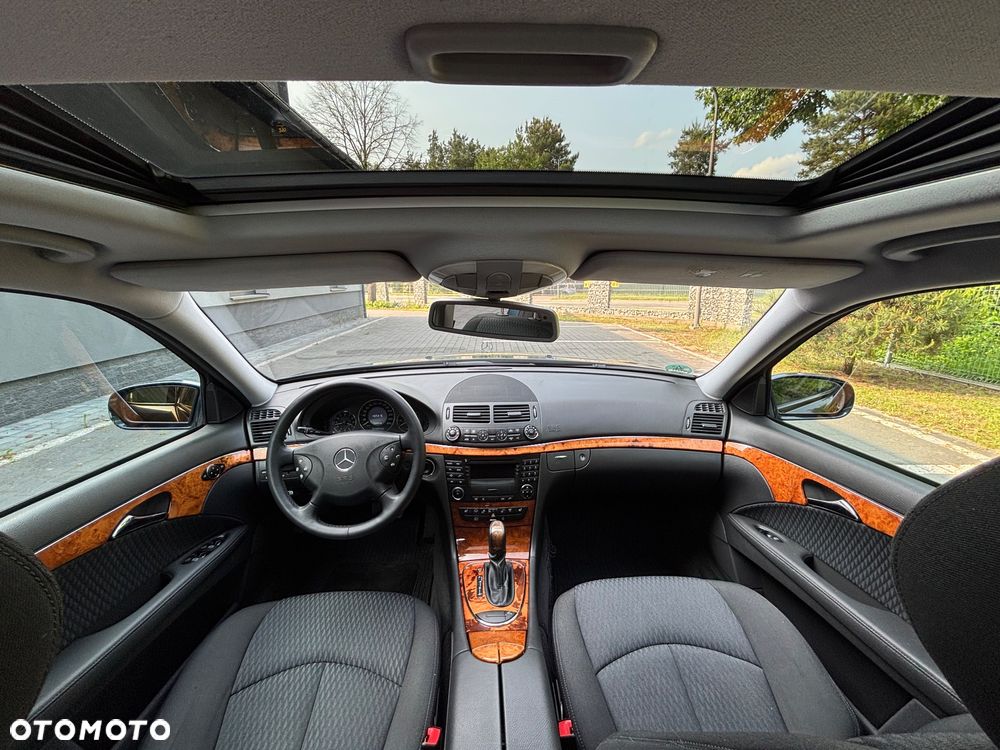 Mercedes-Benz Klasa E 200 T Kompressor Automatik Elegance - 11