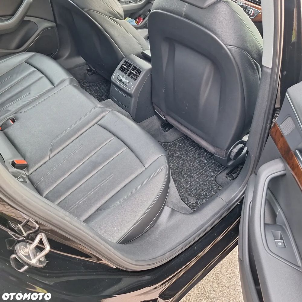 Audi A4 Avant 2.0 TDI S tronic quattro sport - 19