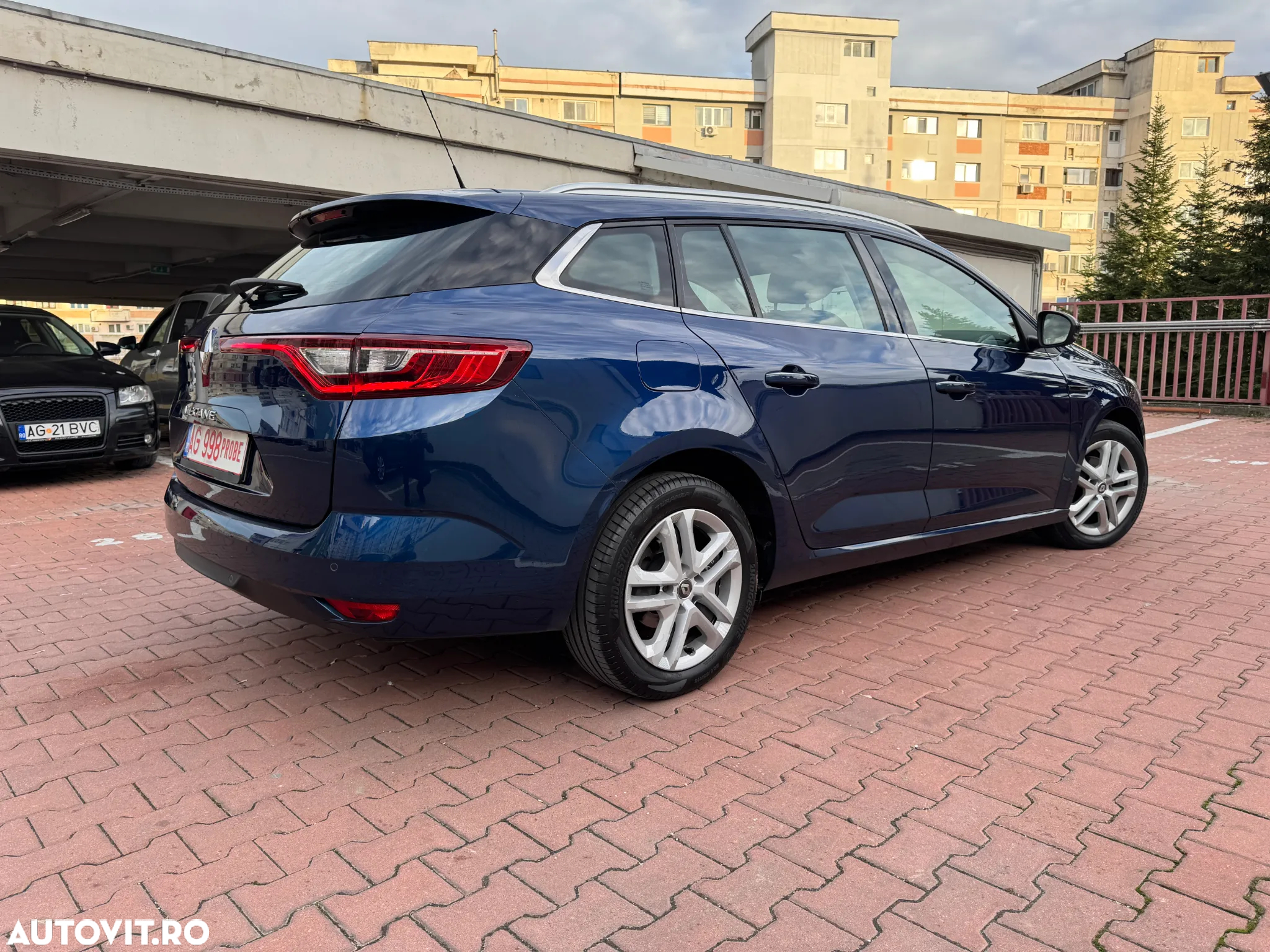 Renault Megane Grandtour BLUE dCi 115 BUSINESS EDITION - 30