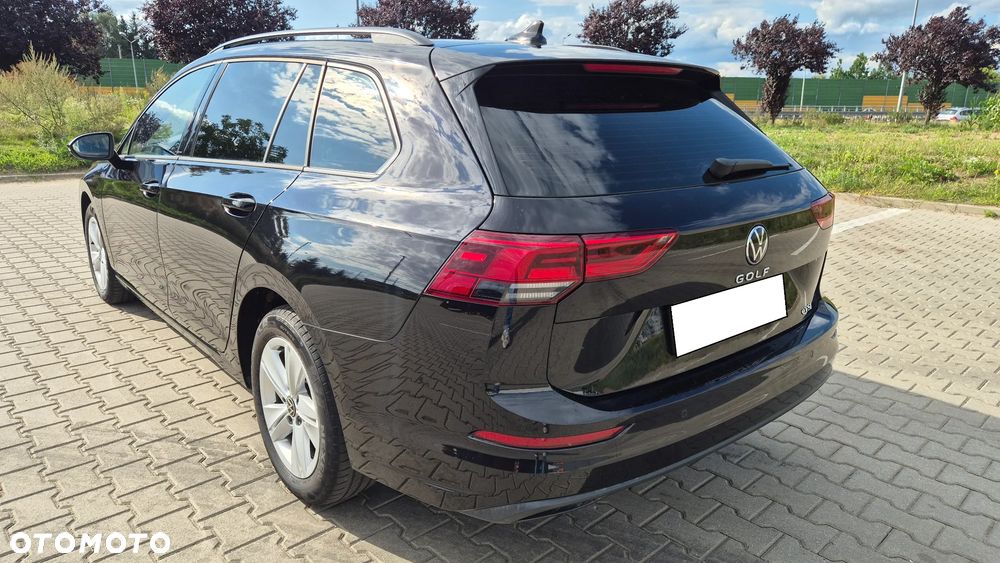 Volkswagen Golf 1.5 eTSI Life DSG - 4