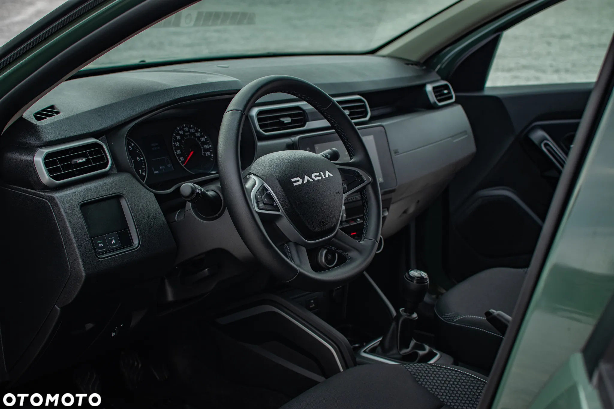 Dacia Duster 1.0 TCe Journey - 27