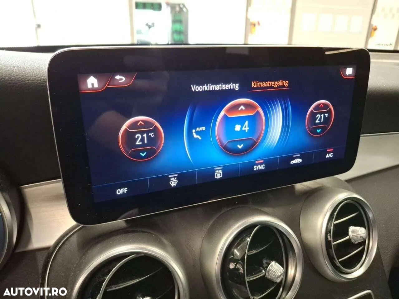 Mercedes-Benz GLC 300 de 4Matic 9G-TRONIC AMG Line Plus - 10