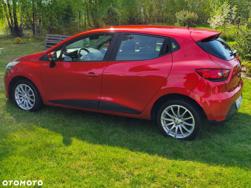 Renault Clio 1.2 16V Expression - 23