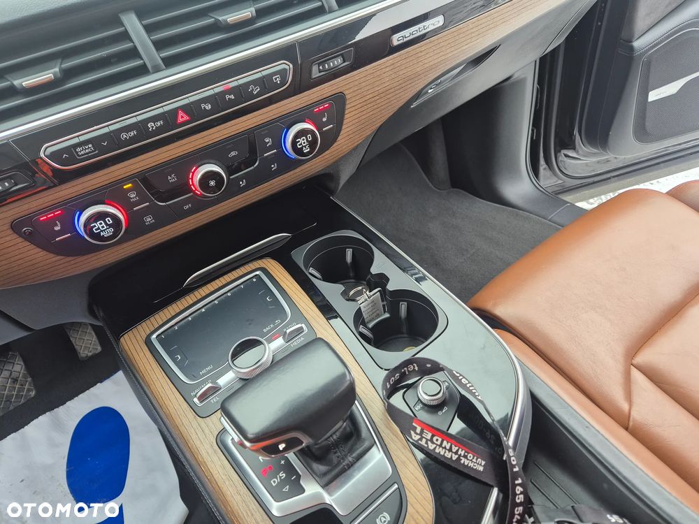 Audi Q7 - 18
