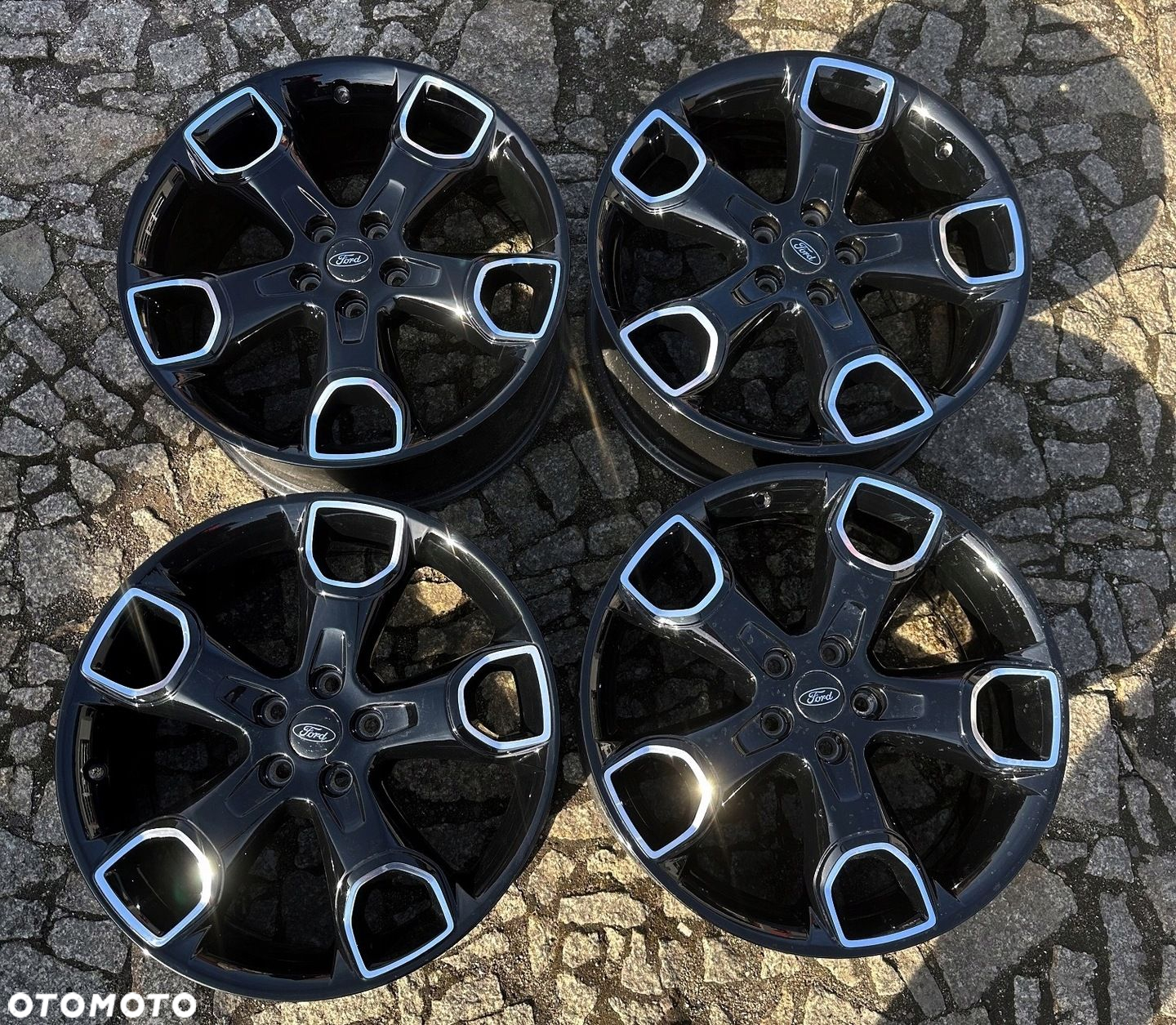 FELGI ALU 5X108 FORD KUGA 19 8J ORYGINAŁ OE 4SZT - 3