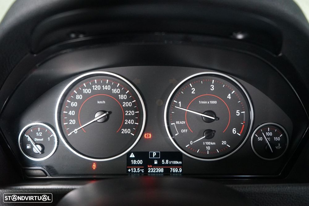 BMW 320 d Touring Aut. Efficient Dynamics Edition - 26