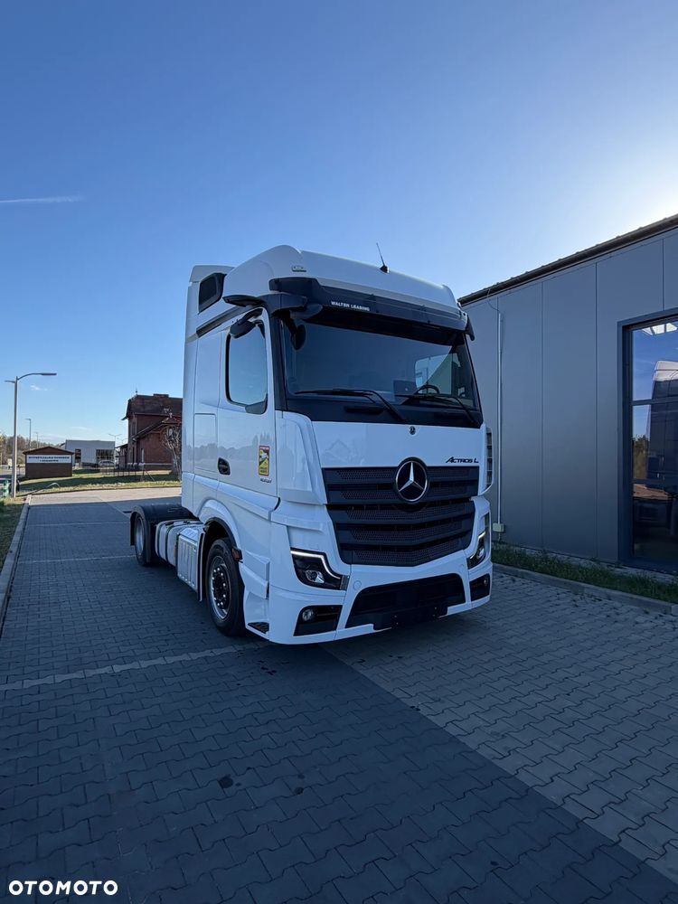 Mercedes-Benz Actros L 1851 Big Space Low Deck - 1