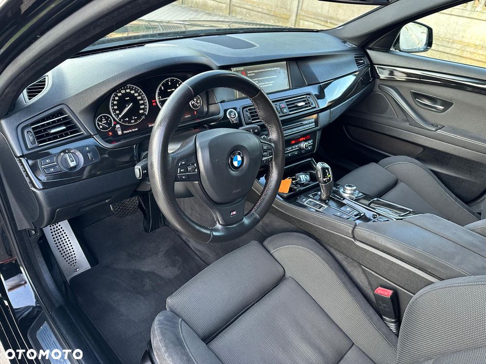 BMW Seria 5 525d xDrive Sport-Aut - 18