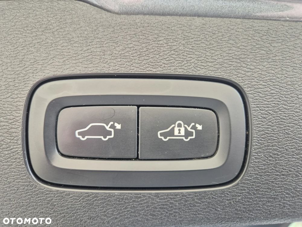 Volvo V60 B4 D Geartronic Momentum - 7