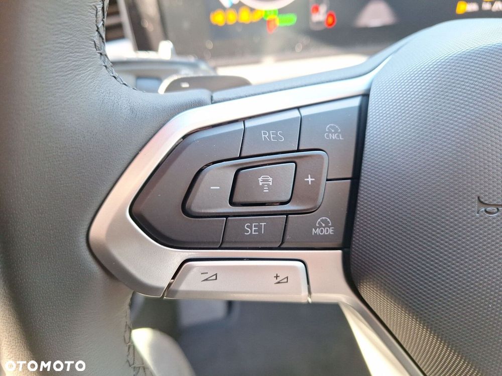 Volkswagen T-Roc 1.5 TSI Style DSG - 28