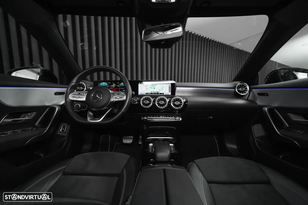 Mercedes-Benz CLA 250 e Shooting Brake AMG Line - 13