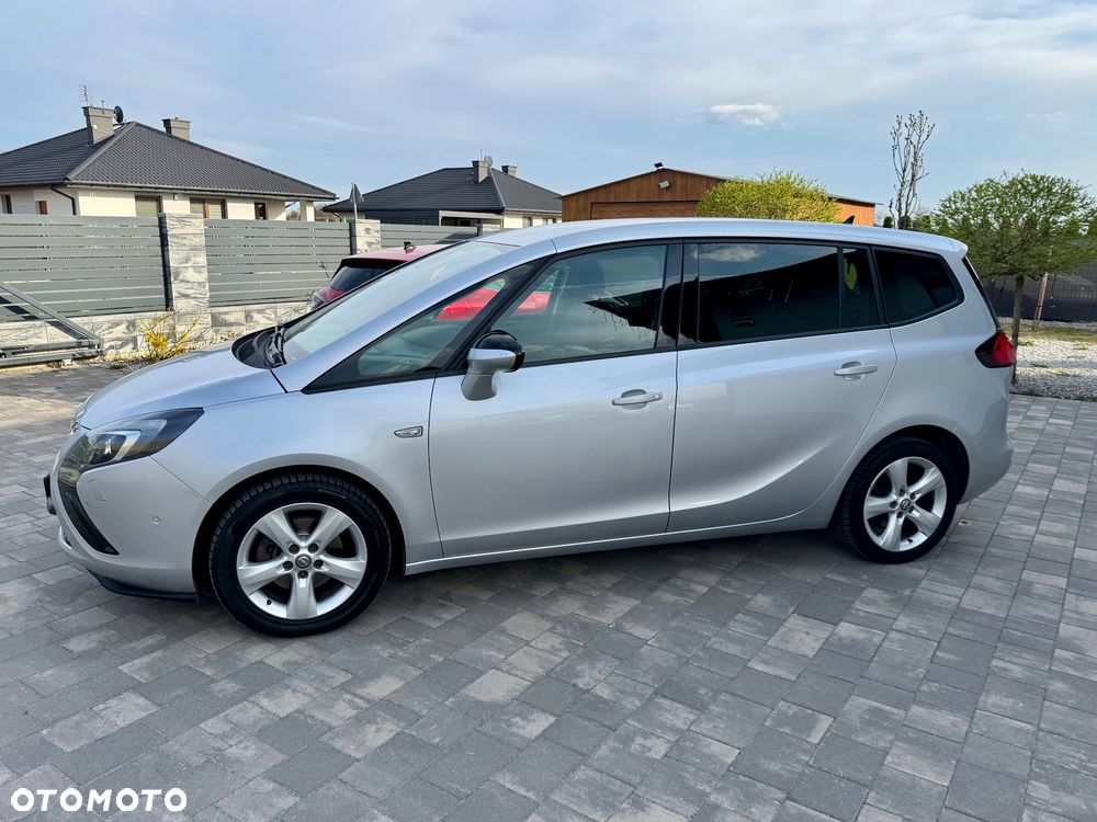 Opel Zafira - 21