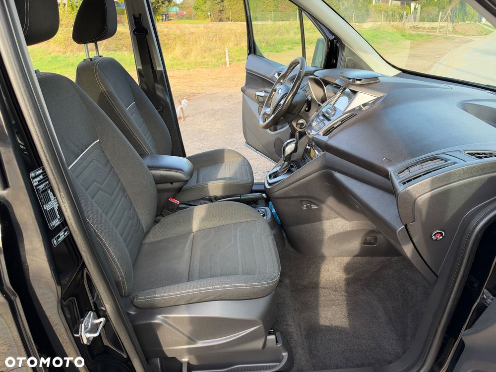 Ford Tourneo Connect 1.5 EcoBlue Titanium PowerShift - 24