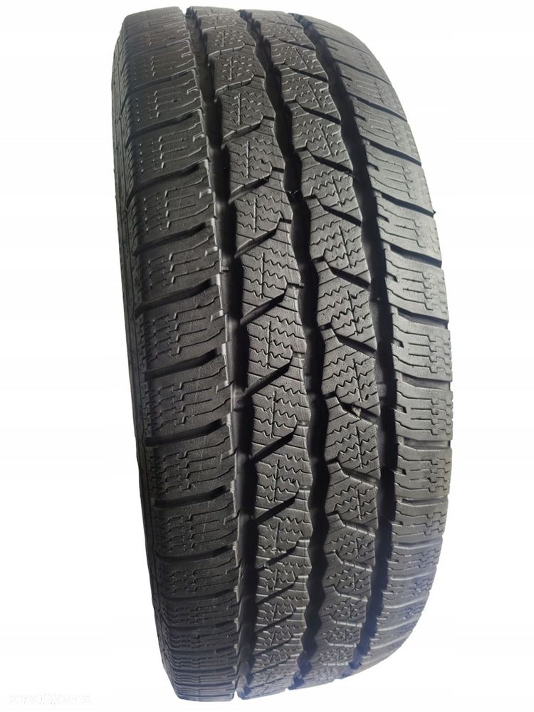 Continental vancontact winter 215/60 R17C 104/102H 9-9,5mm