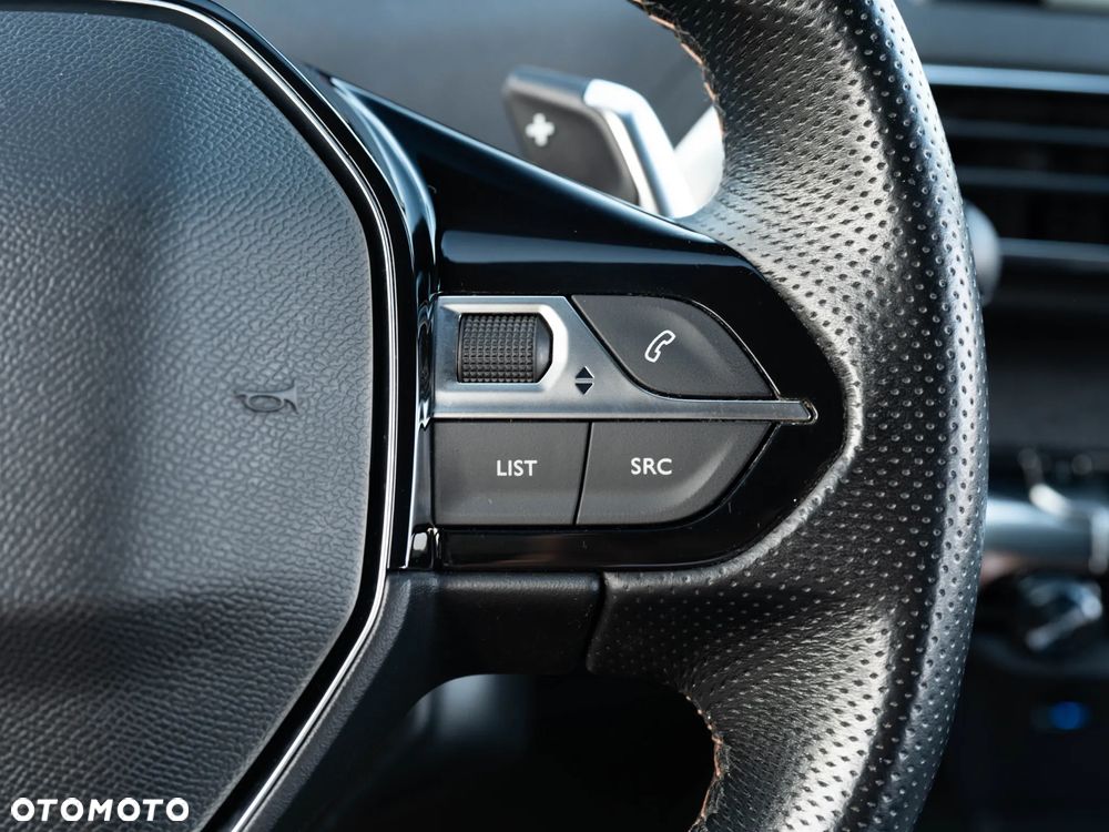 Peugeot 5008 1.6 PureTech GT Line S&S EAT8 - 28