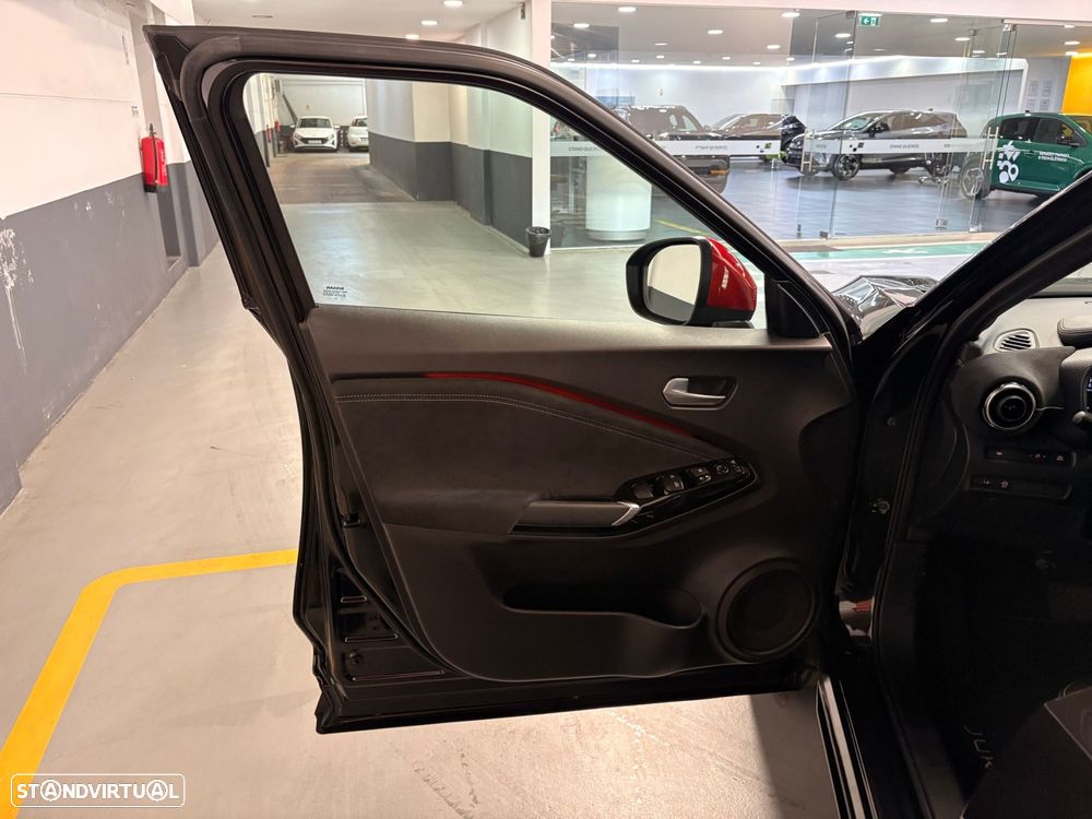 Nissan Juke 1.0 DIG-T N-Design C.Two Tone S.DCT - 18