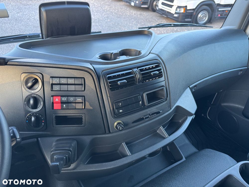 Mercedes-Benz ATEGO - 30