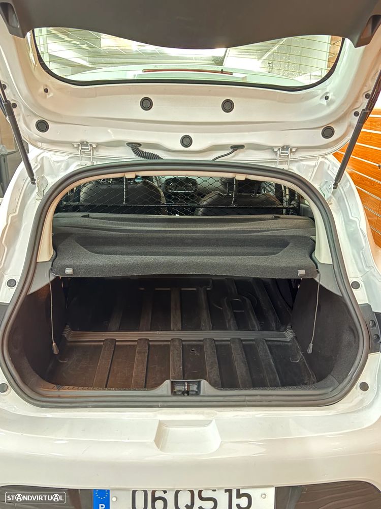 Renault Clio 1.5 DCI VAN - 13