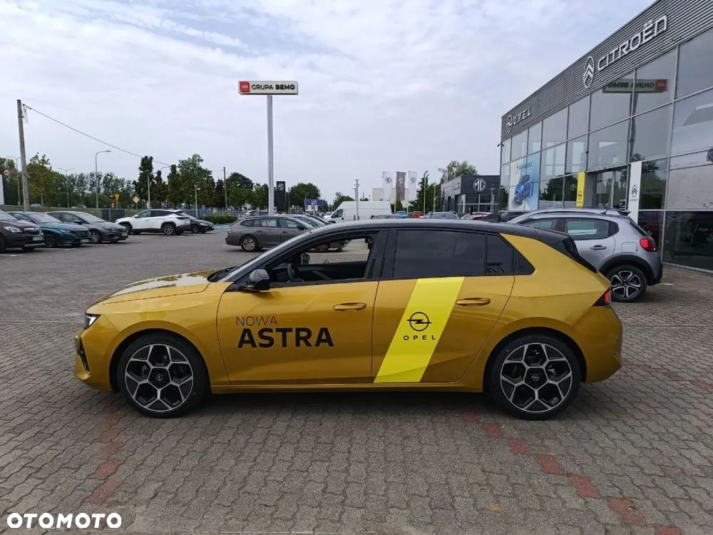 Opel Astra VI 1.2 T GS S&S - 8