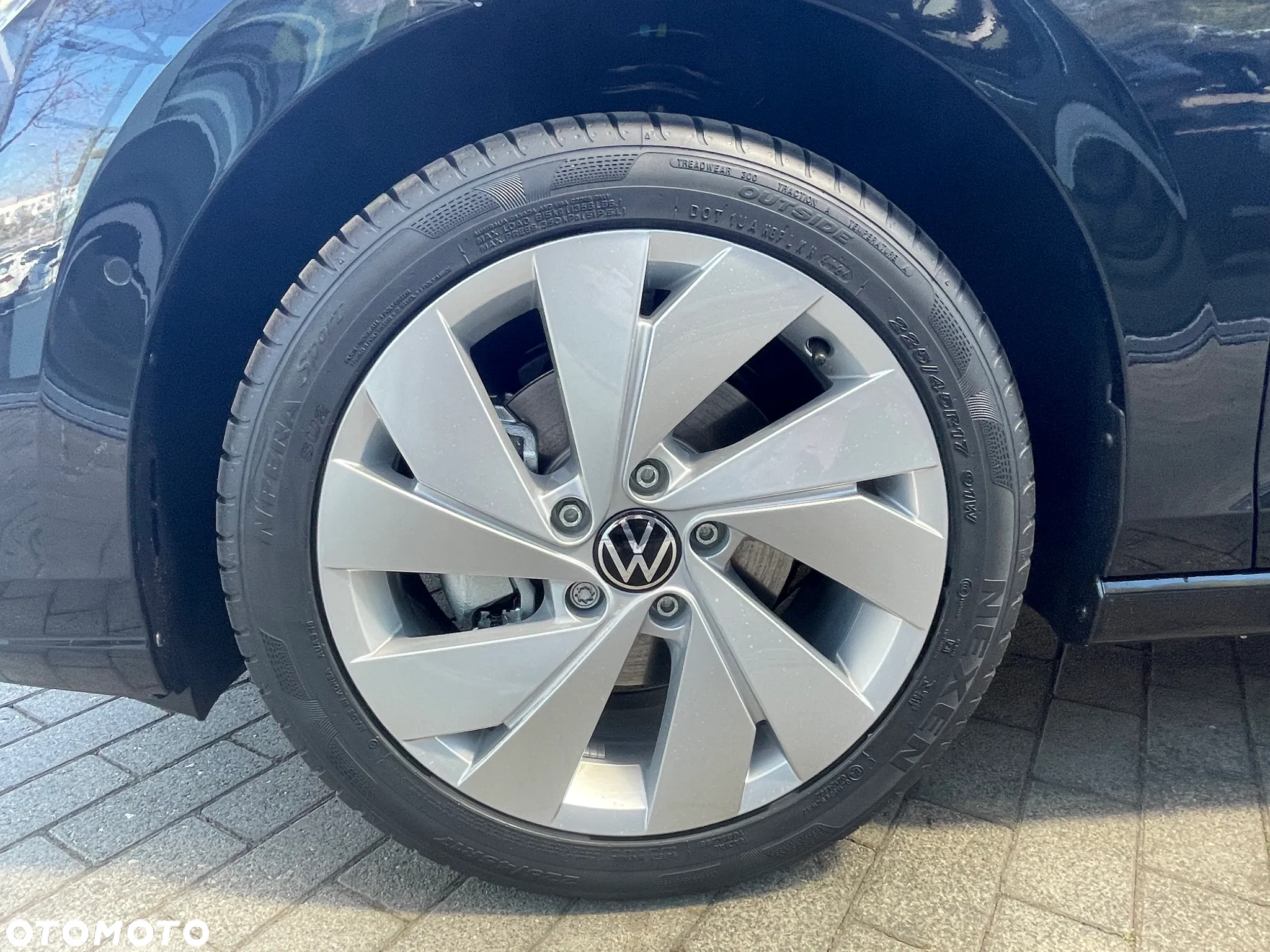 Volkswagen Golf - 28