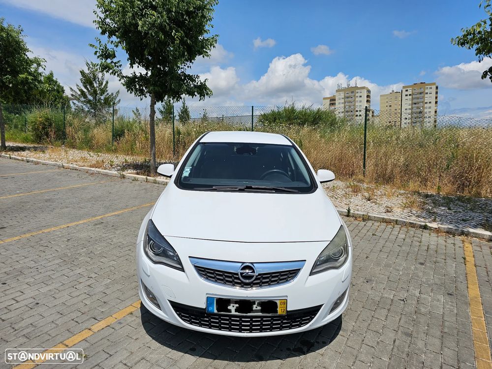 Opel Astra 1.7 CDTI Cosmo - 2