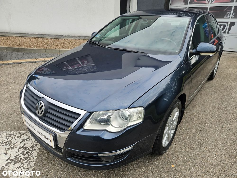 Volkswagen Passat 1.9 TDI Comfortline - 2