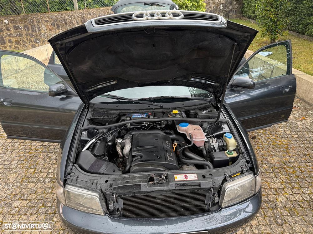 Audi A4 Avant 1.9 TDI Attraction - 20