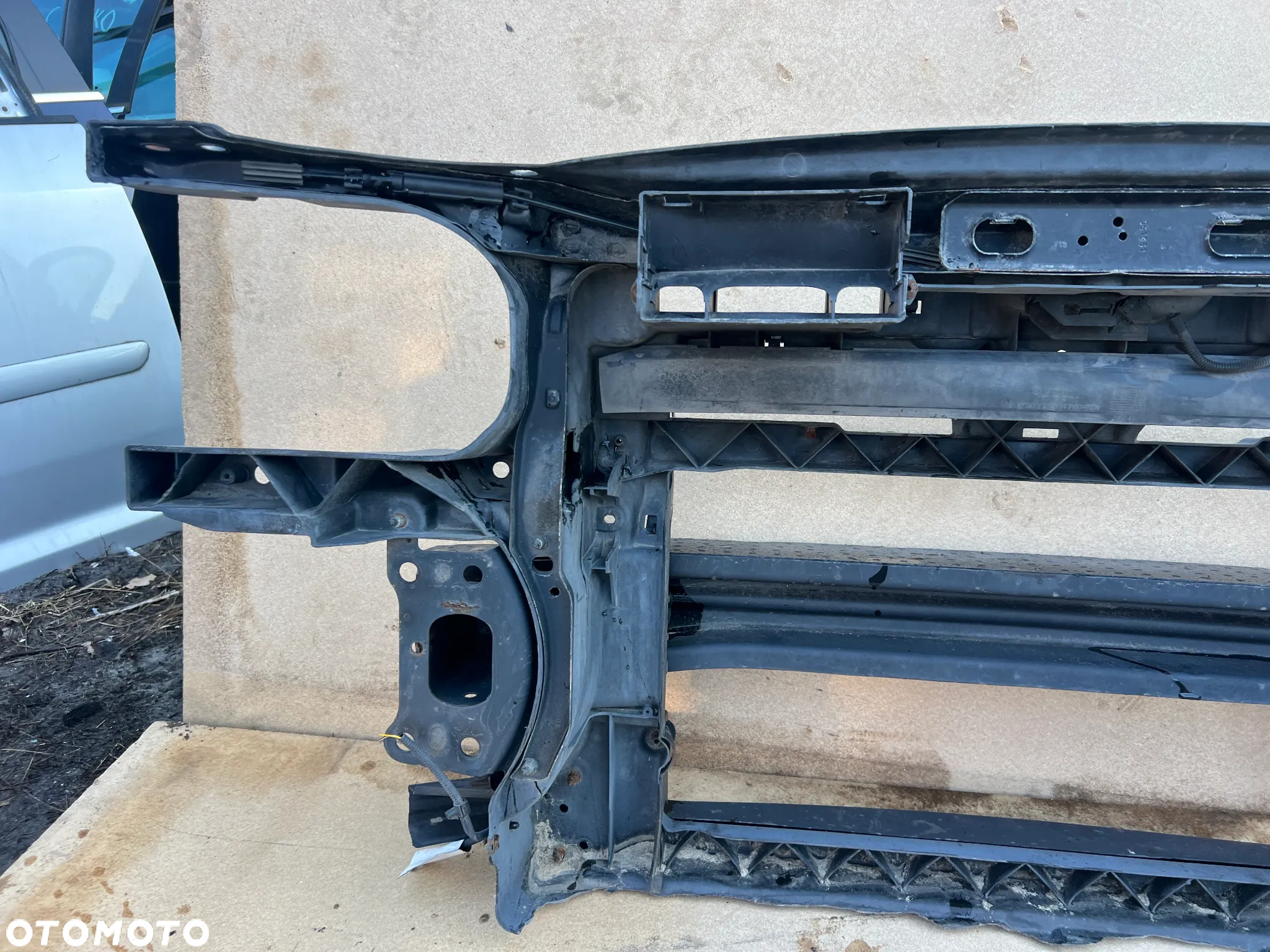 WZMOCNIENIE CZOŁOWE PAS VW TOURAN CADDY 04-08r - 9