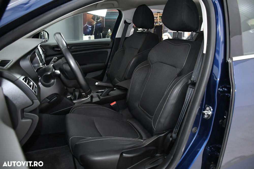 Renault Megane ENERGY dCi 110 INTENS - 12