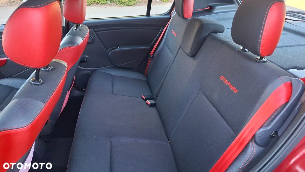 Dacia Sandero Stepway - 12