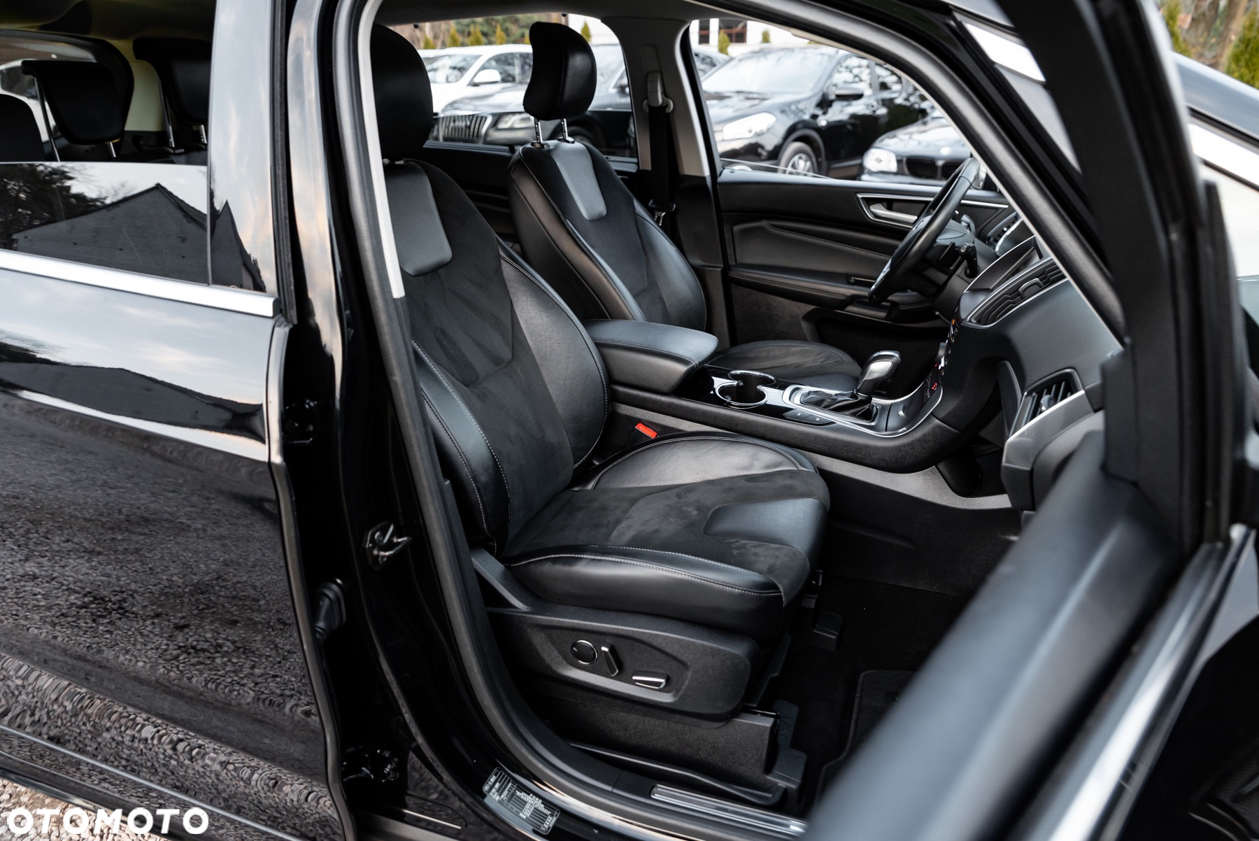 Ford S-Max - 25