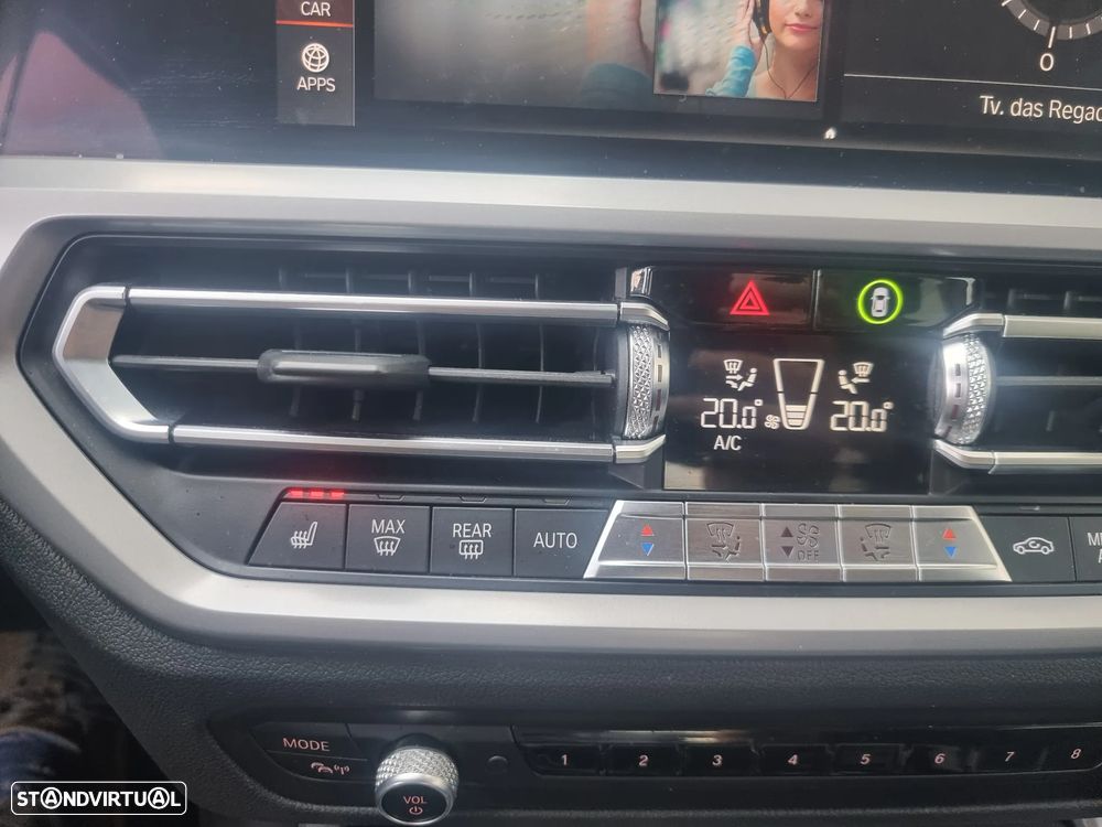 BMW 320 d xDrive Auto - 23