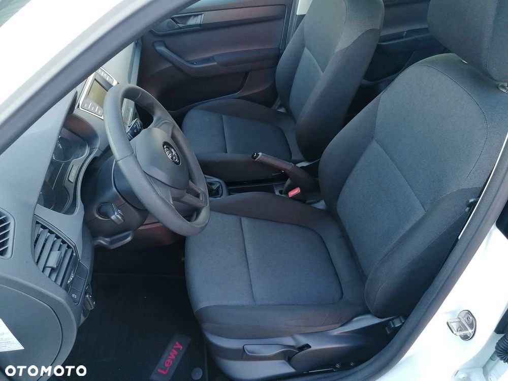 Skoda Fabia 1.0 Ambition - 16